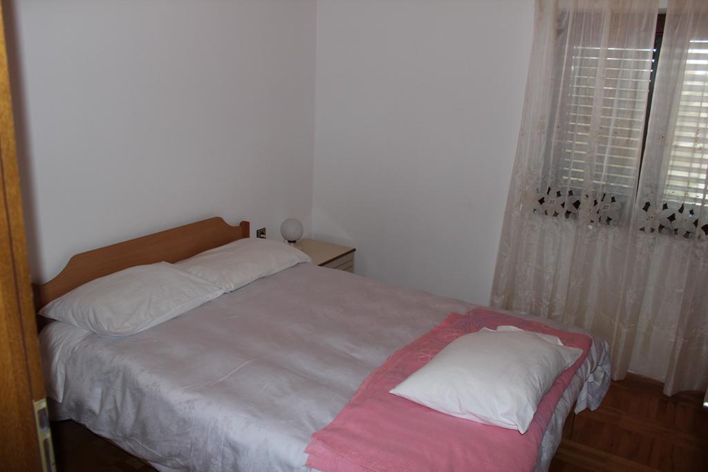 Apartment Grgas-Tucilo Zablace Exterior photo